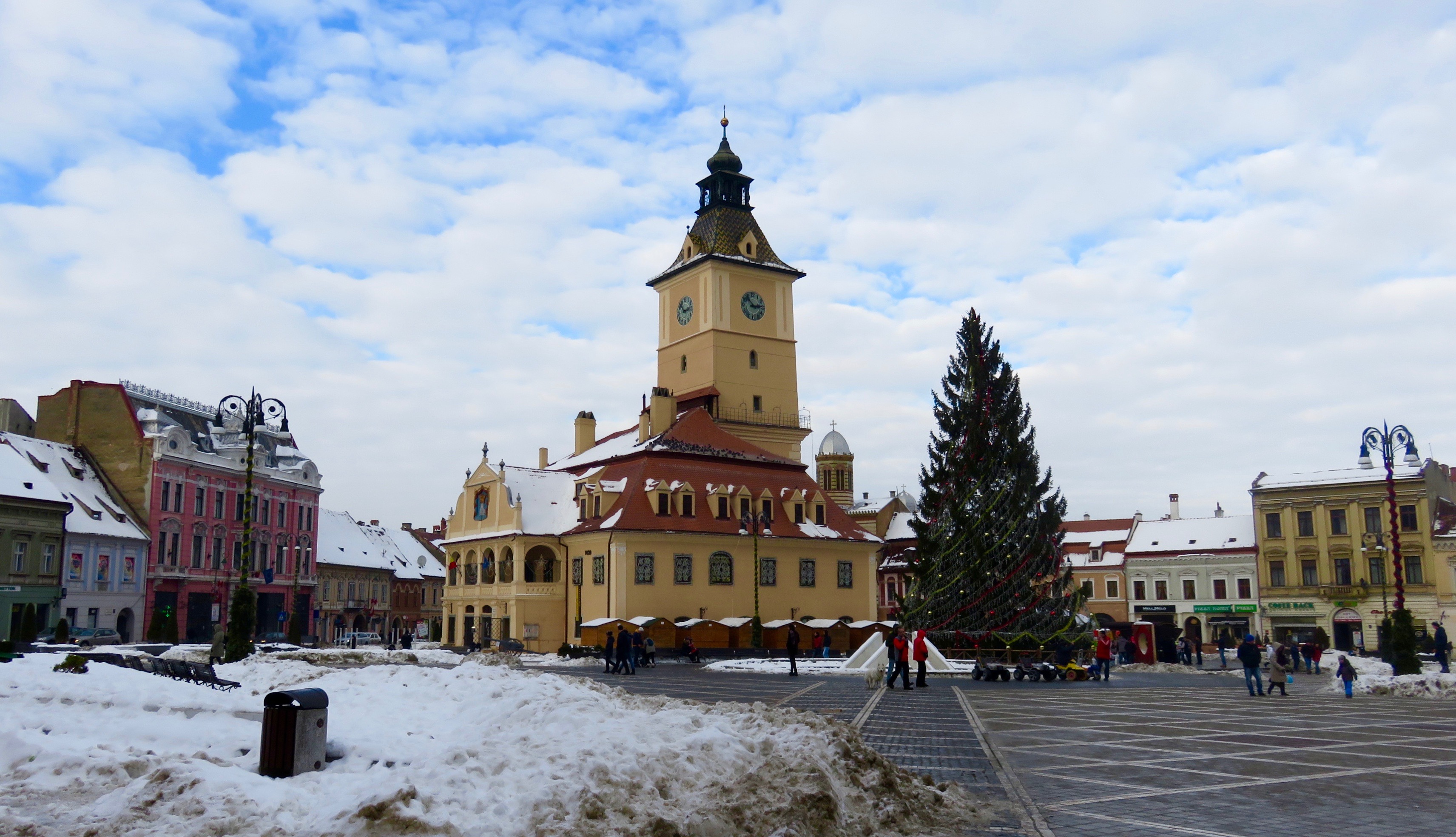 Brasov town square